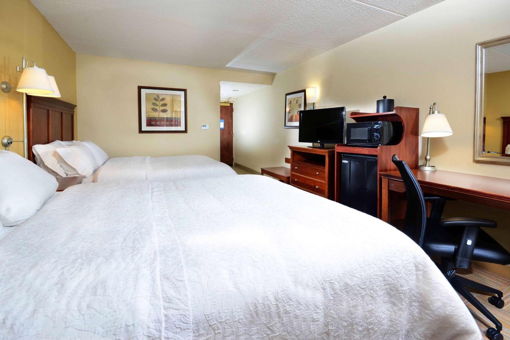 Hampton Inn Raleigh Capital Blvd North Eksteriør bilde
