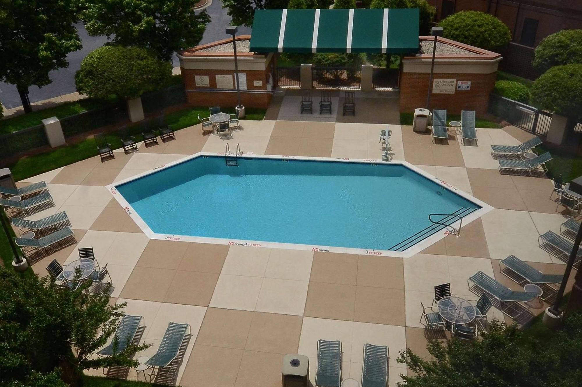 Hampton Inn Raleigh Capital Blvd North Eksteriør bilde