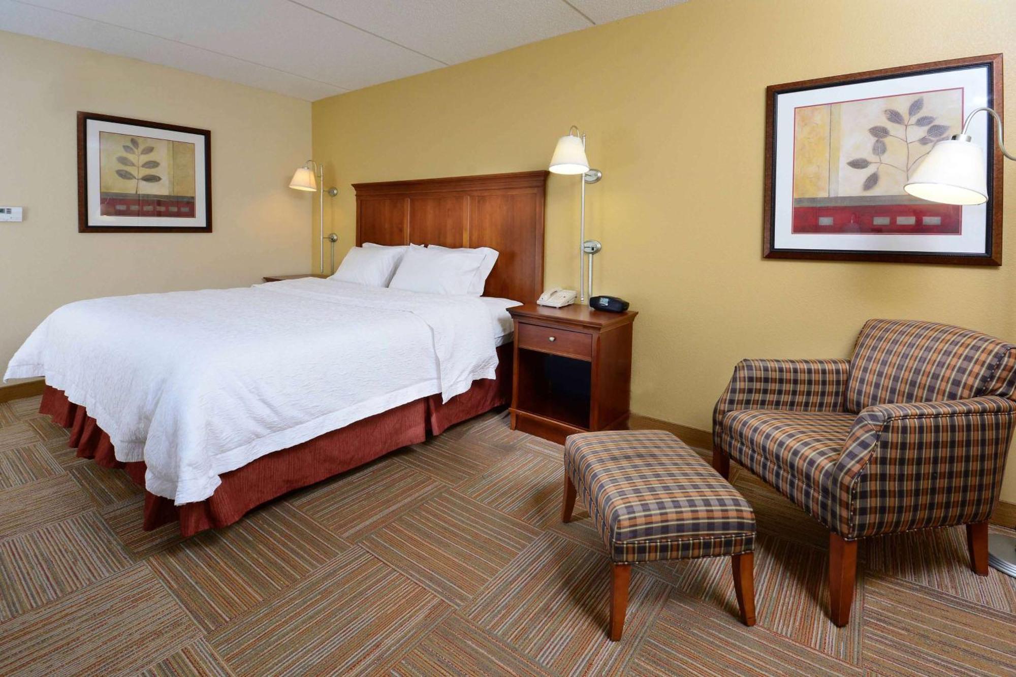Hampton Inn Raleigh Capital Blvd North Eksteriør bilde