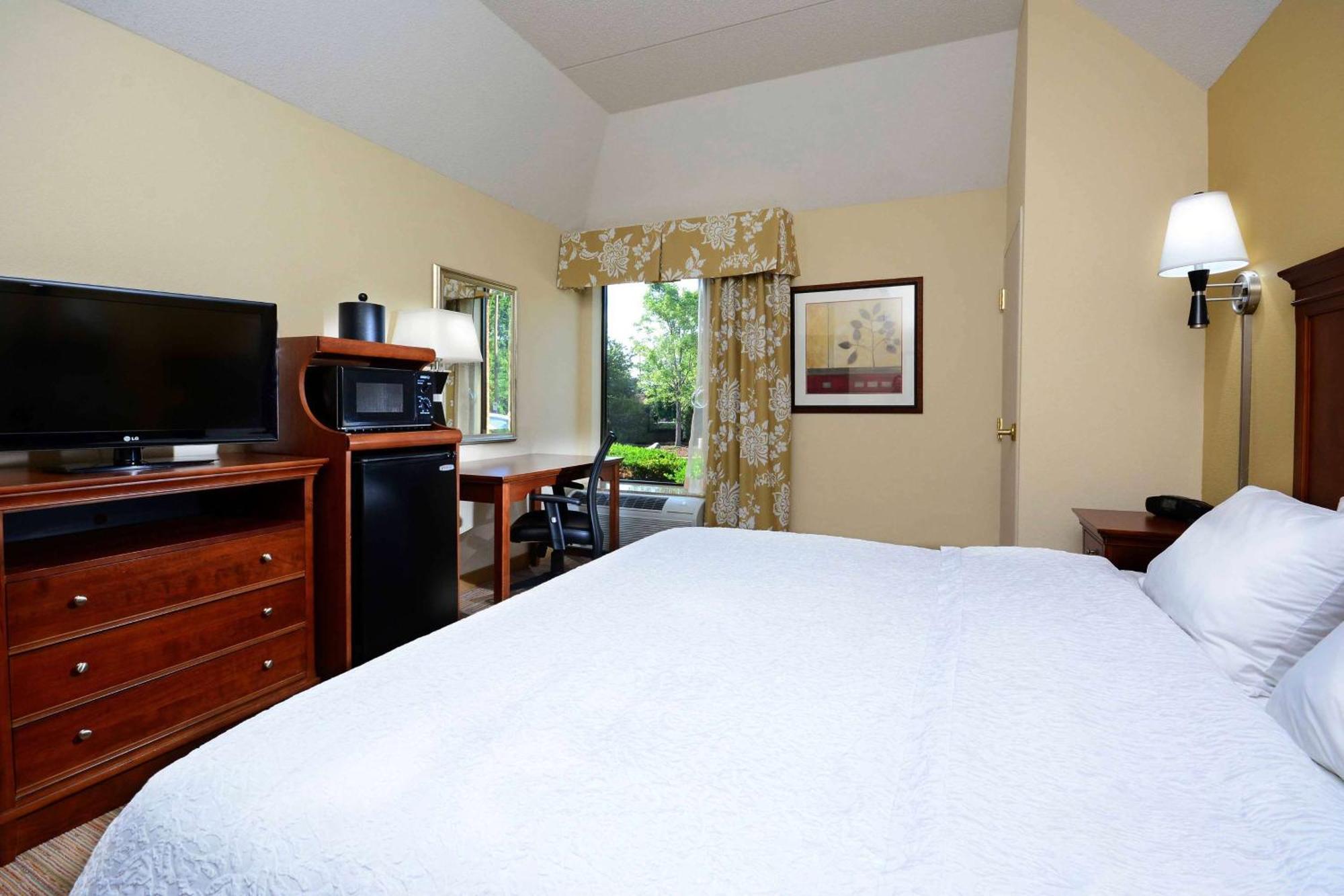 Hampton Inn Raleigh Capital Blvd North Eksteriør bilde
