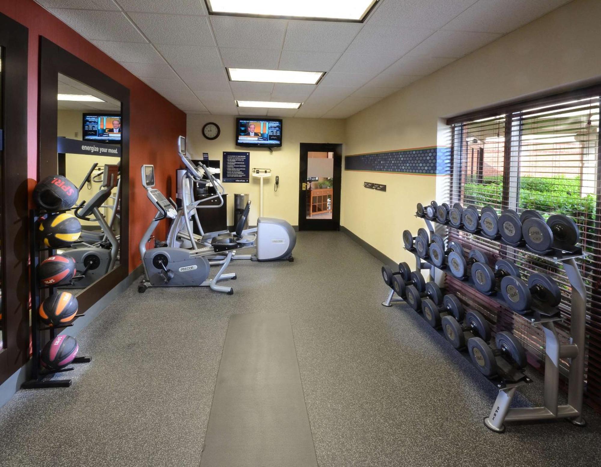 Hampton Inn Raleigh Capital Blvd North Eksteriør bilde