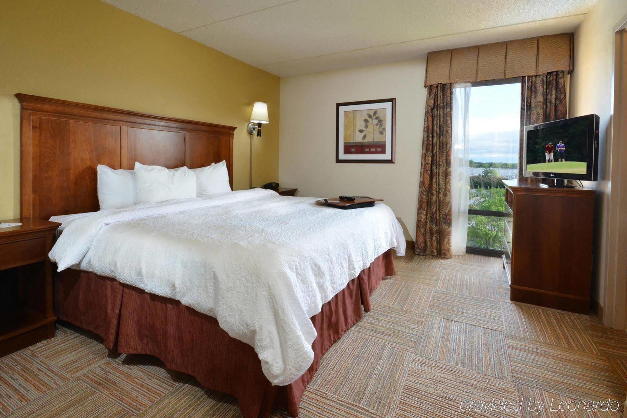Hampton Inn Raleigh Capital Blvd North Eksteriør bilde