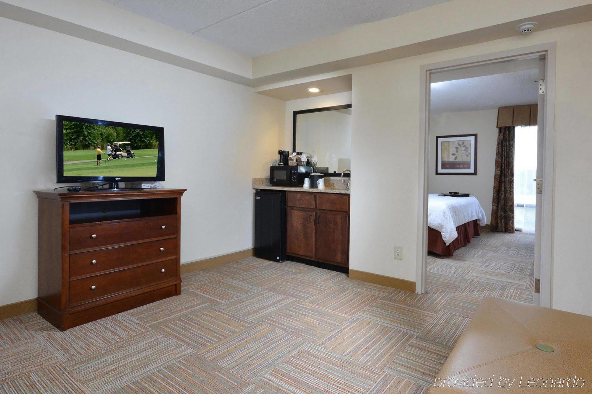 Hampton Inn Raleigh Capital Blvd North Eksteriør bilde