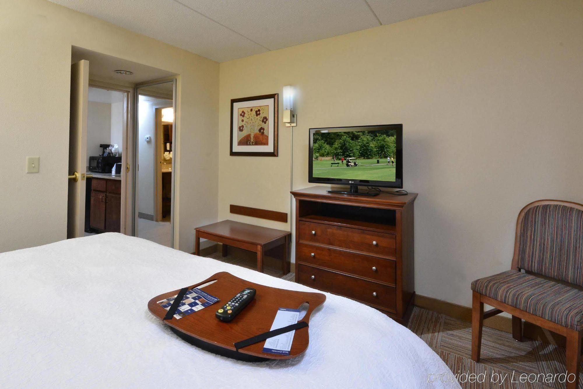 Hampton Inn Raleigh Capital Blvd North Eksteriør bilde